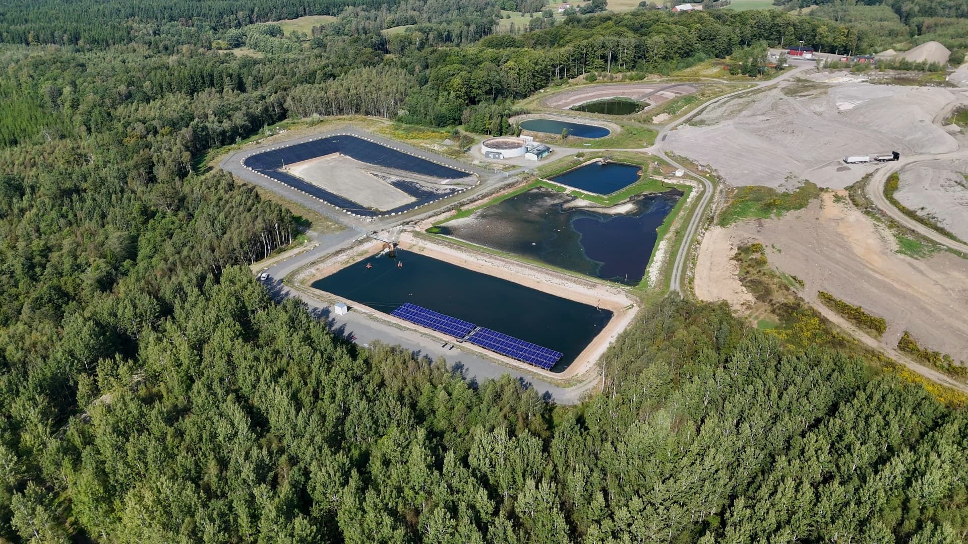 Floating solar park at Hyllstofta in Klippan