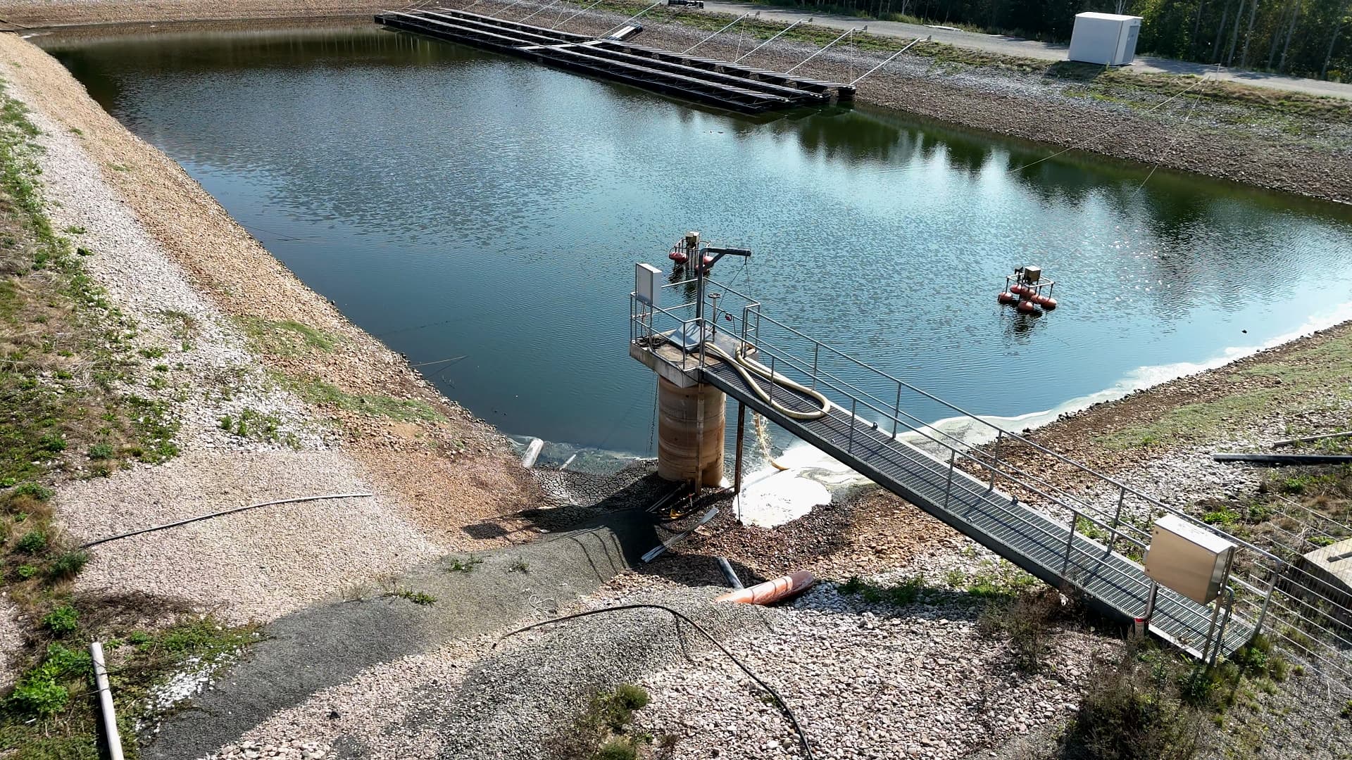 Floating solar system at Hyllstofta waste facility — detail view